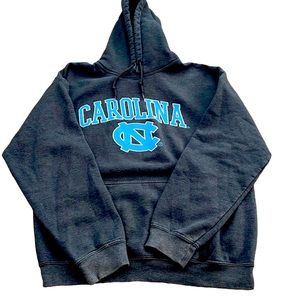 MEDIUM. NC TARHEEL grey hooded sweatshirt.Medium